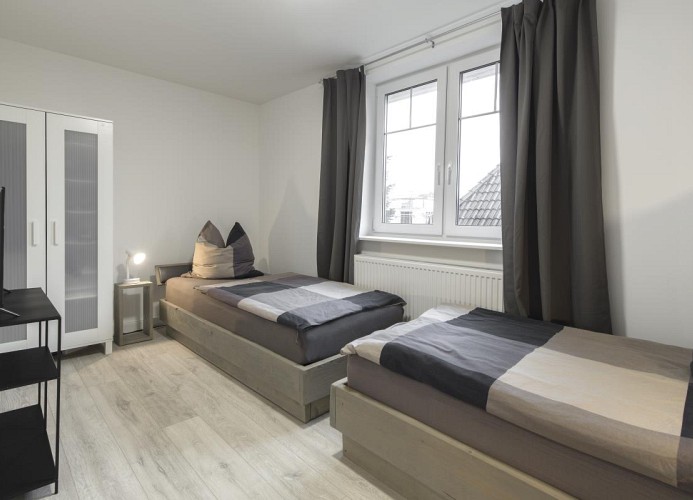 Schlafzimmer 2