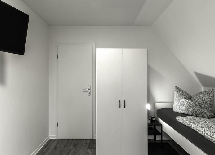 Schlafzimmer 4