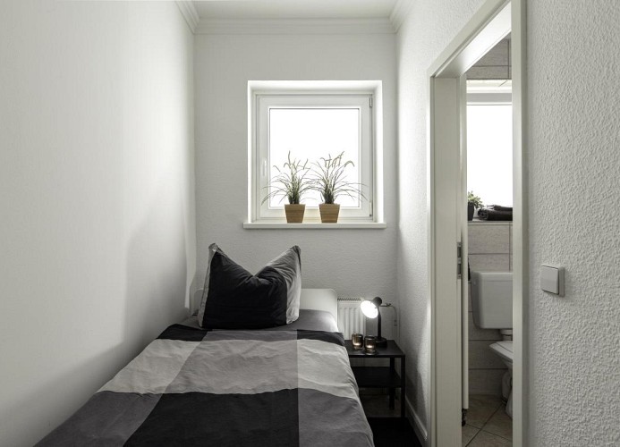 Haus KÖ17 - Einzelzimmer mit Bad - Norderstedt - 1e