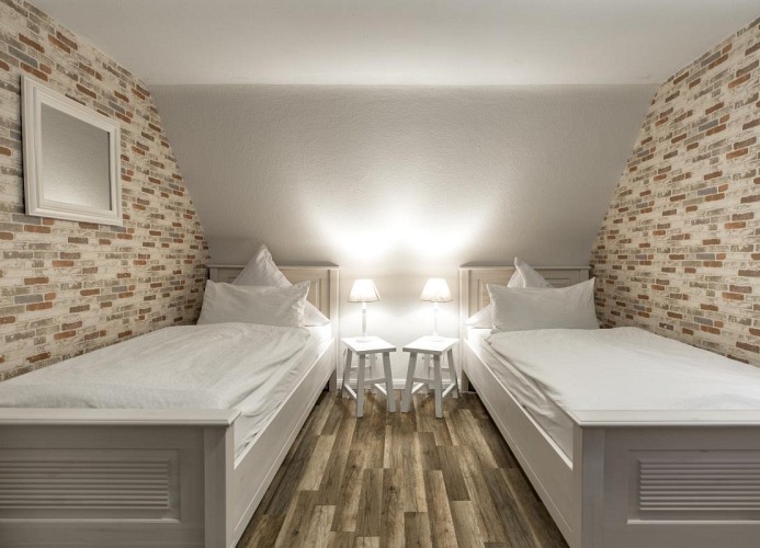 Schlafzimmer 2