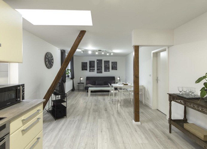 Wohnzimmer Blick von der Küche